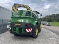 john-deere-8500i-4wd-kormouborocnyi-kombain-small-3